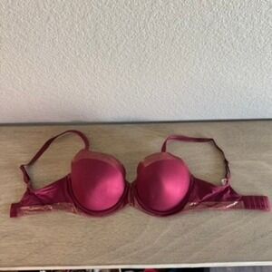 Victoria's Secret Body by Victoria Lined Demi Bra 32DDD / G70 Red